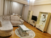 Satılır 2 otaqlı 82 m2 yeni tikili Gənclik m.