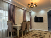 Satılır 3 otaqlı 90 m2 köhnə tikili Bakıxanov