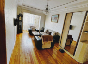 Satılır 5 otaqlı 120 m2 köhnə tikili Həzi Aslanov m.