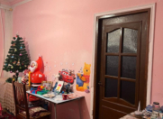 Satılır 5 otaqlı 110 m2 köhnə tikili Əhmədli m.