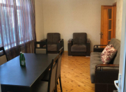 Satılır 2 otaqlı 45 m2 köhnə tikili Gənclik m.