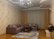 Satılır 2 otaqlı 95 m2 yeni tikili Memar Əcəmi m.