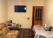 İcarəyə verilir 3 otaqlı 70 m2 köhnə tikili Həzi Aslanov m.