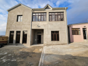 Satılır 8 otaqlı 400 m2 həyət evi Novxanı