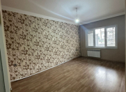 Satılır 3 otaqlı 90 m2 köhnə tikili Qara Qarayev m.