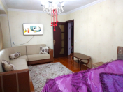 Satılır 1 otaqlı 50 m2 köhnə tikili Əhmədli m.
