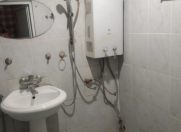 Satılır 2 otaqlı 60 m2 köhnə tikili 8 km