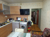 Satılır 2 otaqlı 55 m2 köhnə tikili Qara Qarayev m.