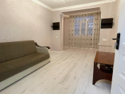 Satılır 3 otaqlı 90 m2 köhnə tikili Bakıxanov