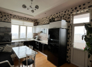 Satılır 3 otaqlı 130 m2 yeni tikili Qara Qarayev m.