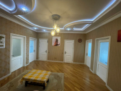 İcarəyə verilir 3 otaqlı 105 m2 yeni tikili Ağ şəhər