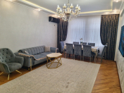 Satılır 3 otaqlı 135 m2 yeni tikili 28 May m.