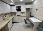 Satılır 2 otaqlı 95 m2 yeni tikili Qara Qarayev m.