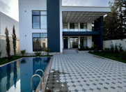 Satılır 4 otaqlı 240 m2 villa Koroğlu m.
