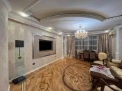 Satılır 3 otaqlı 145 m2 yeni tikili Nizami m.