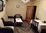 Satılır 3 otaqlı 82 m2 köhnə tikili Elmlər Akademiyası m.