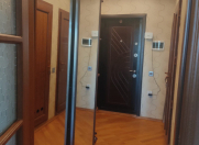 Satılır 2 otaqlı 61 m2 köhnə tikili Nizami m.