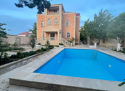 İcarəyə verilir 7 otaqlı 500 m2 villa Badamdar