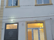 Satılır 4 otaqlı 100 m2 həyət evi Xalqlar Dostluğu m.
