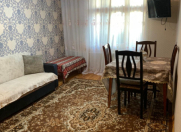 İcarəyə verilir 3 otaqlı 70 m2 köhnə tikili Yasamal r.