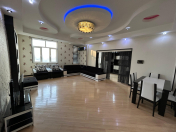 İcarəyə verilir 3 otaqlı 150 m2 yeni tikili Şah İsmayıl Xətai m.