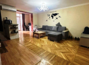 Satılır 3 otaqlı 50 m2 köhnə tikili 28 May m.