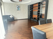 İcarəyə verilir 4 otaqlı 160 m2 yeni tikili 28 May m.