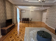 İcarəyə verilir 3 otaqlı 145 m2 yeni tikili Şah İsmayıl Xətai m.