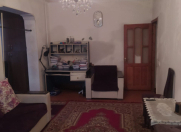 Satılır 3 otaqlı 67 m2 köhnə tikili İnşaatçılar m.
