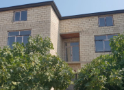 Satılır 8 otaqlı 360 m2 həyət evi Maştağa