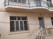 Satılır 5 otaqlı 200 m2 həyət evi Şah İsmayıl Xətai m.