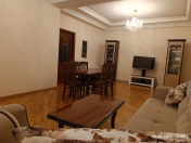Satılır 4 otaqlı 120 m2 yeni tikili Yeni Yasamal