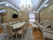 Satılır 4 otaqlı 160 m2 yeni tikili 20 yanvar m.