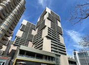 İcarəyə verilir 3 otaqlı 148 m2 yeni tikili Nizami m.