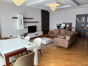 Satılır 4 otaqlı 1170 m2 yeni tikili Gənclik m.