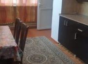 İcarəyə verilir 3 otaqlı 100 m2 köhnə tikili Bakı Dövlət Universiteti