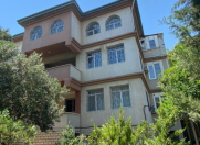 Satılır 9 otaqlı 651 m2 villa Badamdar