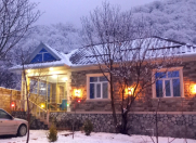 İcarəyə verilir 4 otaqlı 120 m2 həyət evi Qəbələ