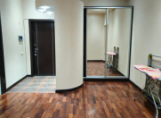 İcarəyə verilir 3 otaqlı 122 m2 yeni tikili Səməd Vurğun parkı