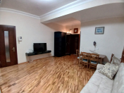 İcarəyə verilir 3 otaqlı 70 m2 köhnə tikili Bakı Dövlət Universiteti