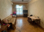 Satılır 3 otaqlı 75 m2 köhnə tikili Hüseyn Cavid parkı