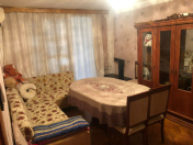 İcarəyə verilir 2 otaqlı 65 m2 köhnə tikili Qara Qarayev m.