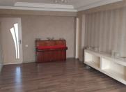 Satılır 4 otaqlı 103 m2 köhnə tikili Nəriman Nərimanov m.