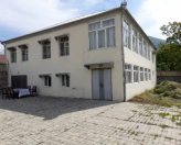 İcarəyə verilir 5 otaqlı 220 m2 bağ evi Şəki