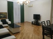 İcarəyə verilir 3 otaqlı 120 m2 yeni tikili 28 May m.