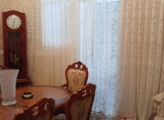 Satılır 4 otaqlı 100 m2 köhnə tikili Sahil m.