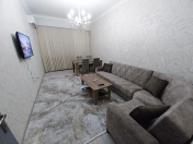 İcarəyə verilir 2 otaqlı 90 m2 yeni tikili Gənclik m.