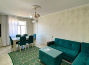 Satılır 3 otaqlı 90 m2 köhnə tikili Elmlər Akademiyası m.