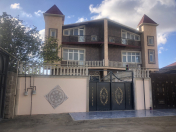 Satılır 7 otaqlı 275 m2 həyət evi Binə