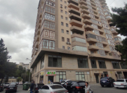 Satılır 10 otaqlı 345 m2 obyekt Atatürk parkı